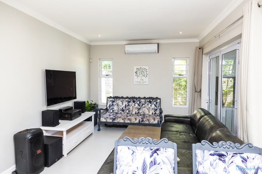 4 Bedroom Property for Sale in Beacon Bay Eastern Cape